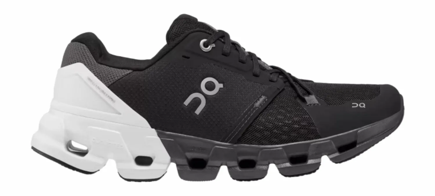 Hardloopschoen On Running Women Cloudflyer 4 Black White