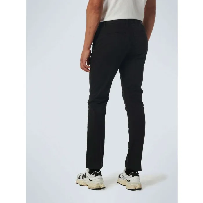 No Excess Chino Zwart