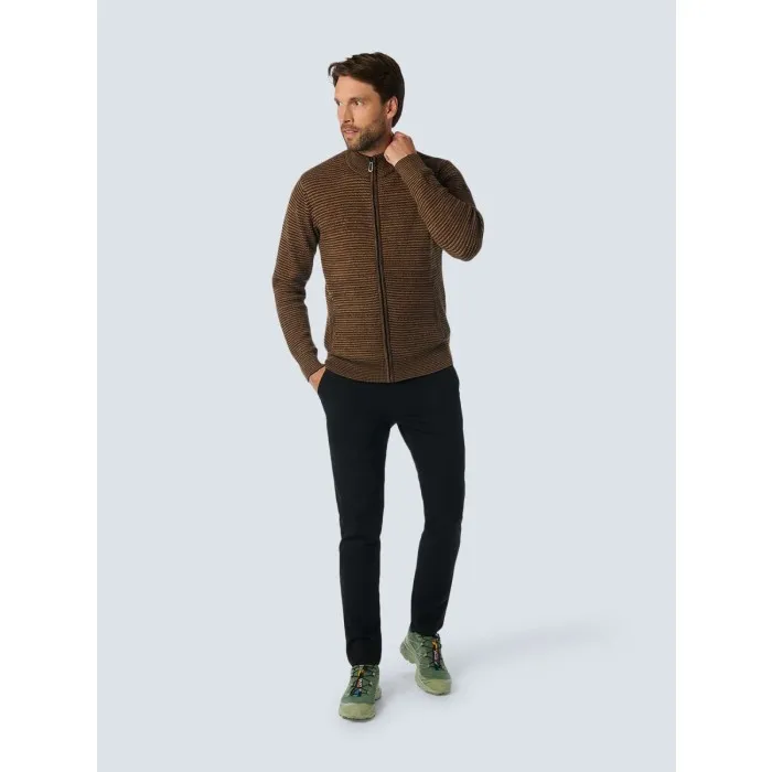 No Excess Vest Bruin