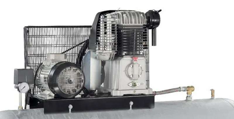 ZUIGERCOMPRESSOR 7,5 KW  10 BAR  500 L  900L/MIN